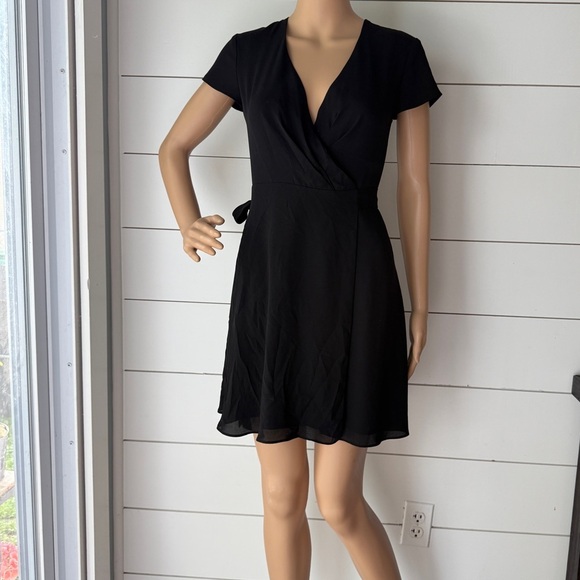 Aritzia Babaton Black High Slit Wrap Dress Sz 2XS - Picture 2 of 12